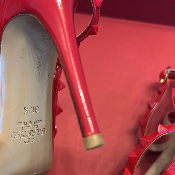 Authentic Valentino Red Patent Rockstud Shoes Size 36.5 - Picture 6 of 9